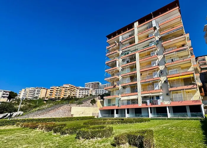 Sail Sea View Apartments